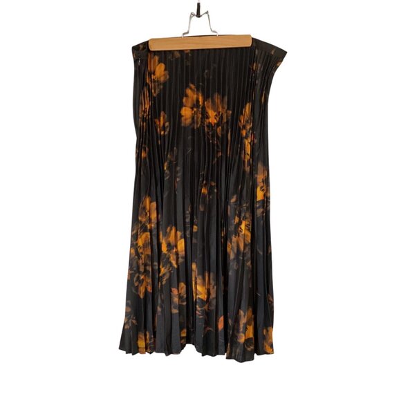 Banana Republic Factory Silky Pleated Midi Skirt – Yellow Floral – SZ 12 (NWT) - Picture 3 of 5